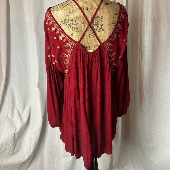 NWT Altar’d State Burgundy Boho Mini Peasant Dress Metallic Embroidery Size S - Picture 2 of 8